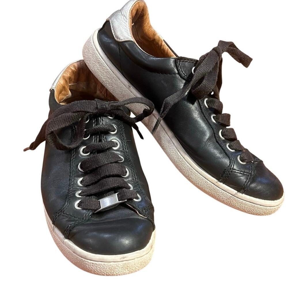 Ugg Milo Black Leather Women’s Size 7.5 Low Top Lace Up Fashion Sneakers Shoes